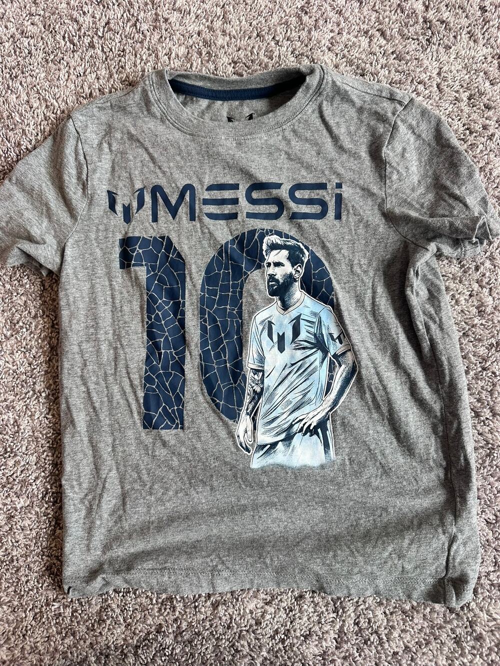 Messi Collection Boys Size Medium Lionel Messi #10 Graphic T-Shirt